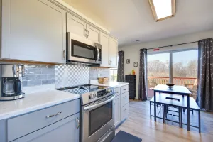 Image of 2 Mi to Dtwn Fulton: 'meadowlark' Home w/ Deck!