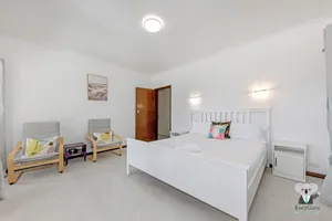 Image of KozyGuru Thornleigh 3BR House Nature Convenience