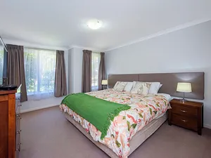 Image of Salty Sands 2BR Cottage Walk to the Beach