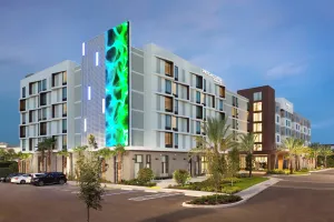 Image of SpringHill Suites by Marriott Orlando at Millenia