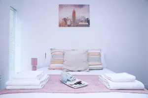 Image of Impeccable 1-Bed Apartment in Harrow