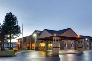 Image of Super 8 by Wyndham Denver Stapleton