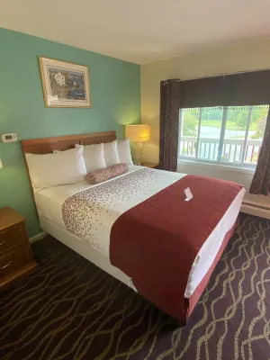 Image of Cozy Corner Motel