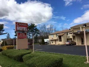 Image of Colonade Motel