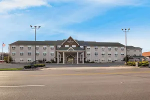 Image of Country Inn & Suites by Radisson, Marion, IL