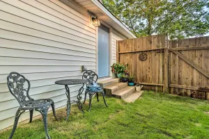 Image of Remodeled Dtwn Hot Springs Home w/ Porch!