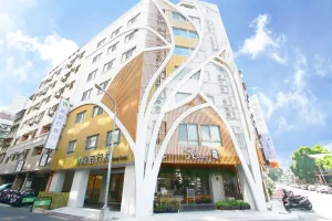 Image of Green Hotel - West District