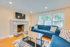 Image of 7 Mi to Forest Park: Springfield Home w/ Yard