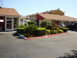 Image of Oasis Inn Sacramento- Elk Grove