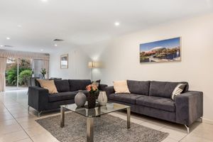 Image of Adelaide Style Accommodation-Close to City-North Adelaide-3 Bdrm- FREE Parking