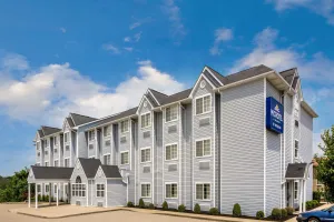 Image of Microtel Inn & Suites by Wyndham Dry Ridge
