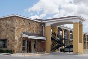 Image of Super 8 by Wyndham San Antonio Near Fort Sam Houston