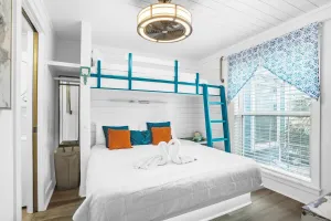 Image of Summer Breeze 201 1 Bedroom Condo by RedAwning