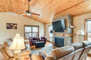 Image of 6 Mi to Dtwn Pella: Riverfront Cabin w/ Game Room!