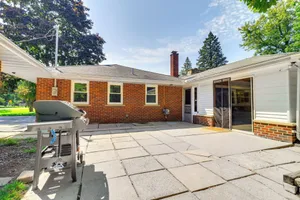 Image of Home ~ 17 Mi to Detroit w/ Patio & Grill!