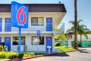 Image of Motel 6-Santa Nella, CA - Los Banos - Interstate 5