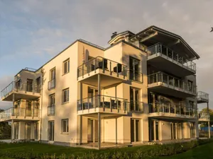 Image of Time out on the Lagoon Modern Retreat