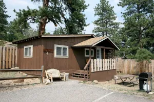 Image of Lazy R Cottages- 4 cabin