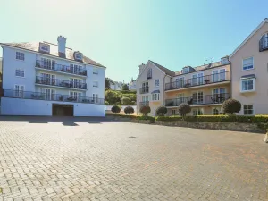 Image of 15 Combehaven
