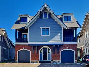 Image of Bonnie Bungalow