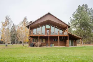 Image of Flathead River Retreat For 15!