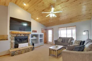 Image of 16 Mi to Sitgreaves Overgaard Cabin with Porch