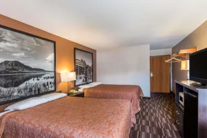 Image of Super 8 by Wyndham Madison