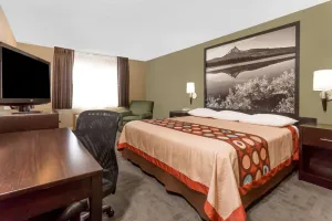 Image of Super 8 by Wyndham LaGrande
