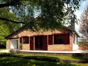 Image of Cozy bungalow with large enclosed garden