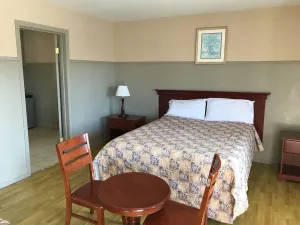 Image of Sunshine Village Motel
