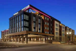 Image of Courtyard by Marriott Milwaukee Brookfield at Poplar Creek