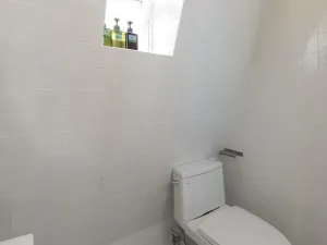 Image of I House Chinchin