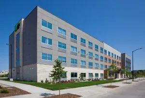 Image of Holiday Inn Express and Suites Des Moines Downtown by IHG