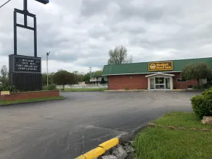 Image of Budget Host Inn