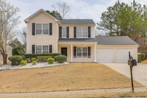 Image of 14 Mi to Lake Lanier: Family Home w/ Yard