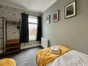 Image of Freeston House - Great for Contractors or Family Holidays