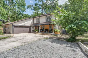 Image of The Woodlands: Corner Casa in the Tall Trees!