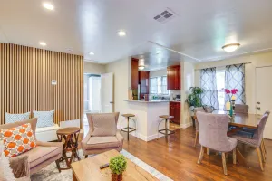 Image of Modern Duplex Near Gaylord Resort and Bayfront!