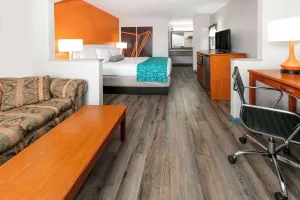 Image of Howard Johnson by Wyndham Lafayette