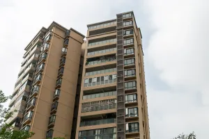 Image of Locals Boutique Apartment Huafa Plaza 23