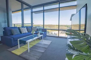Image of Luxury Retreat 2BR with Stunning Harbour Bridge & City Views