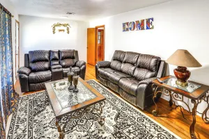 Image of 4 Mi to Magnolia Market: Family-friendly Waco Home