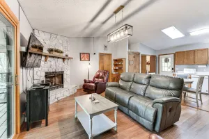Image of Cozy Franklin Retreat w/ Deck - 5 Mi to Downtown!
