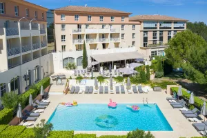 Image of Hôtel Birdy by Happyculture