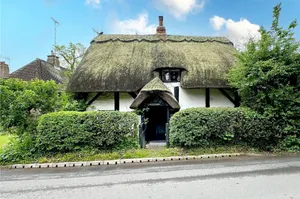 Image of Grade II listed Cottage in Berkswell, Close to NEC & BHX