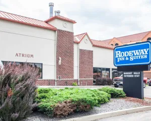Image of Rodeway Inn & Suites Milwaukee Airport