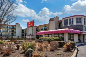 Image of Econo Lodge Inn & Suites Rehoboth Beach