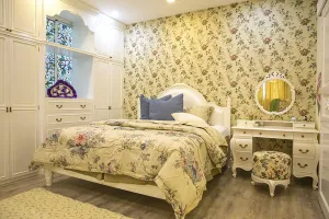Image of 1BR Victorian Apartment River View D7