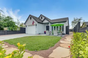 Image of 6 Mi to Dtwn Tempe: Pet-friendly Retreat w/ Yard!