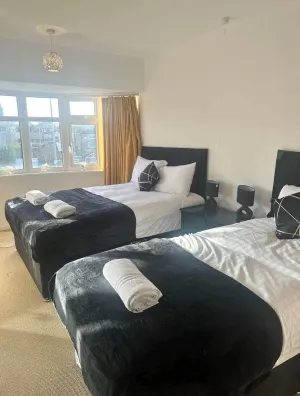 Image of Serene Leeds Retreat - 3 Bedroom House